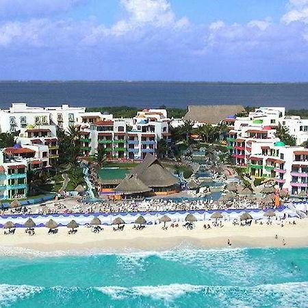 Отель El Pueblito Beach Канкун Экстерьер фото